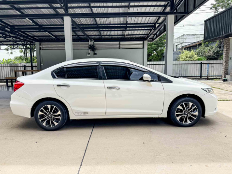 HONDA CIVIC FB 1.8 E NAVI (A2780)