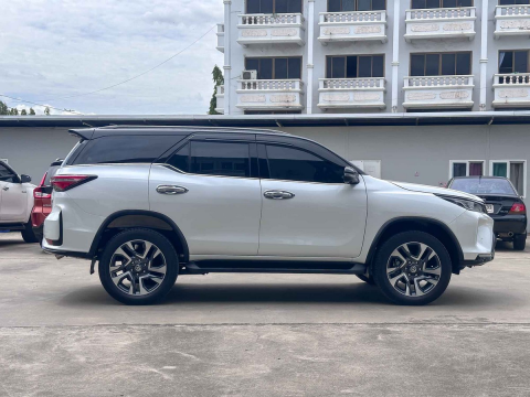 TOYOTA FORTUNER 2.8 LEGENDER (4WD) (A2851)